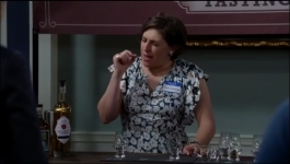 Call Me Kat - Season 01 Episode 03